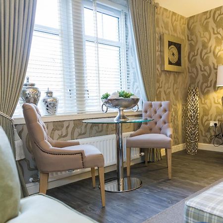 אברדין Town And Country Charleston Apartments מראה חיצוני תמונה